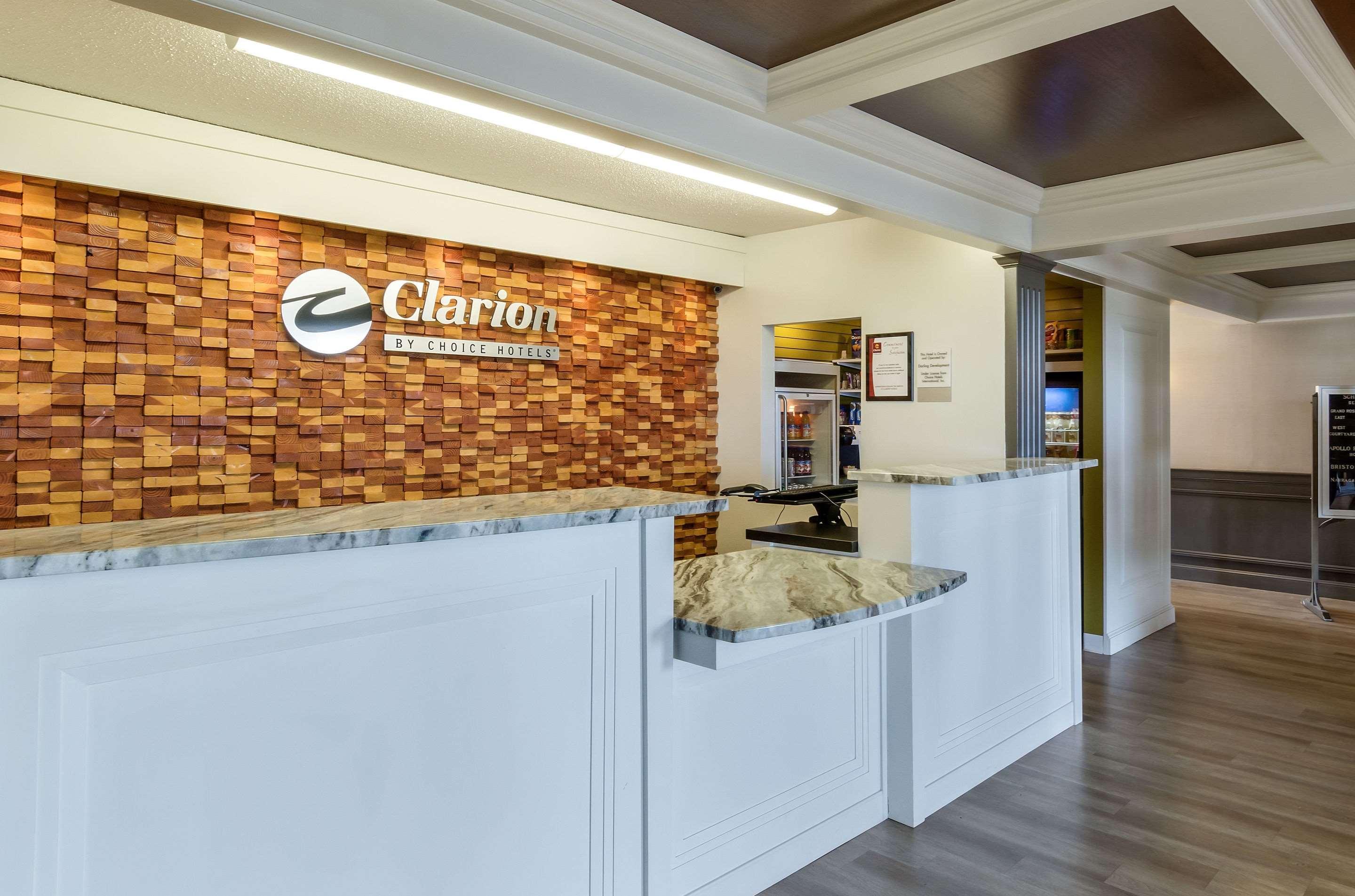 Clarion Hotel Seekonk - Providence Exterior foto